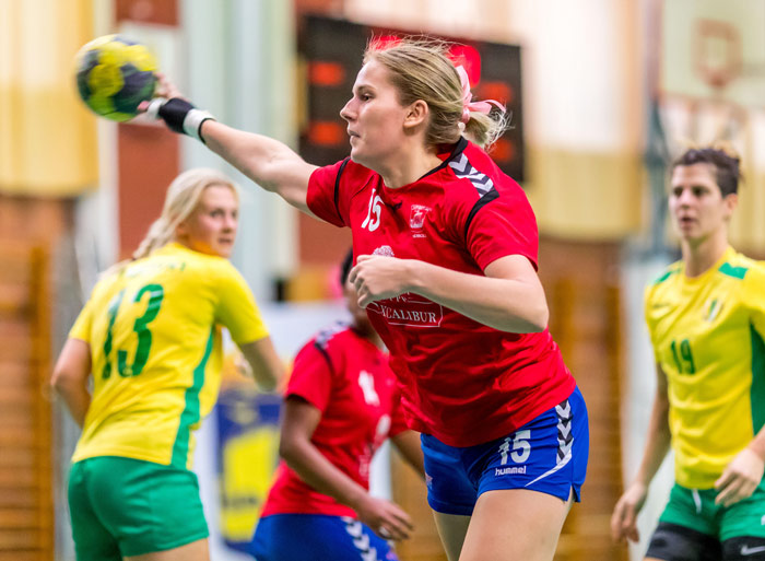 Paulina Gustavsson gjort ett mål mot Bollstanäs. Foto: Matthew Tipple