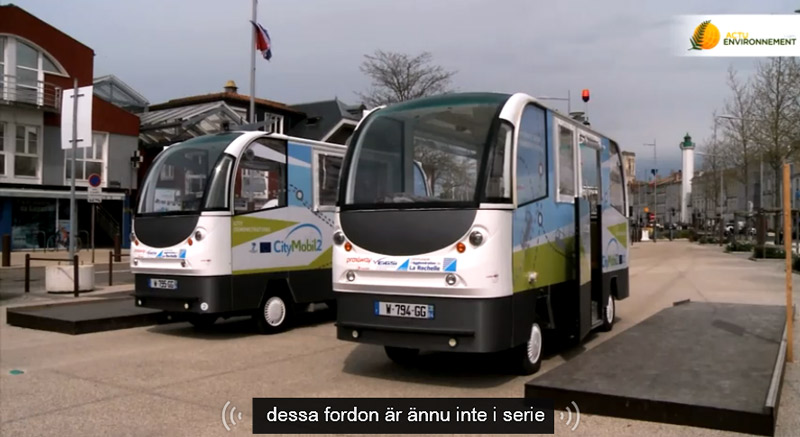 Två av de förarlösa bussarna. Bild från Youtube-filmen. Foto: Actu Environnement.com