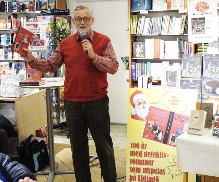 Jan Malmstedt presenterade sin nya bok på Akademibokhandeln.